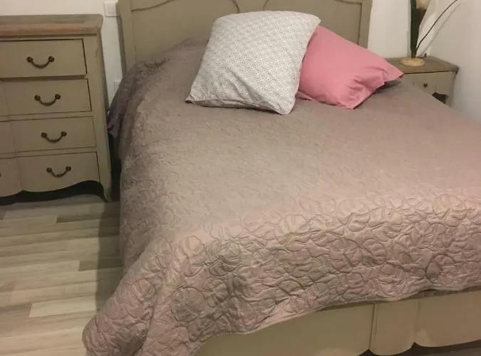 Сasa de vacaciones Le Tresquel *